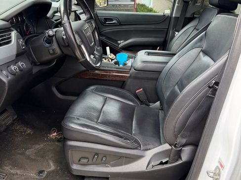 Used 2018 GMC Yukon SLT image 4