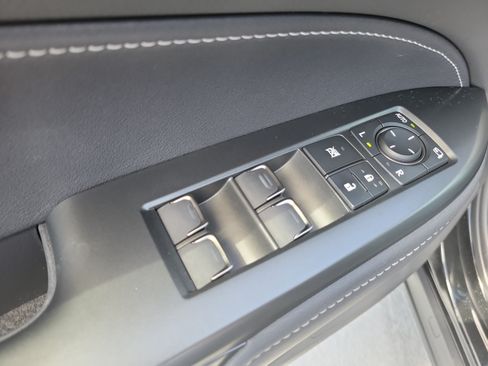 Used 2025 Lexus NX 250 FWD w/ Accessory Package (K3) image 21