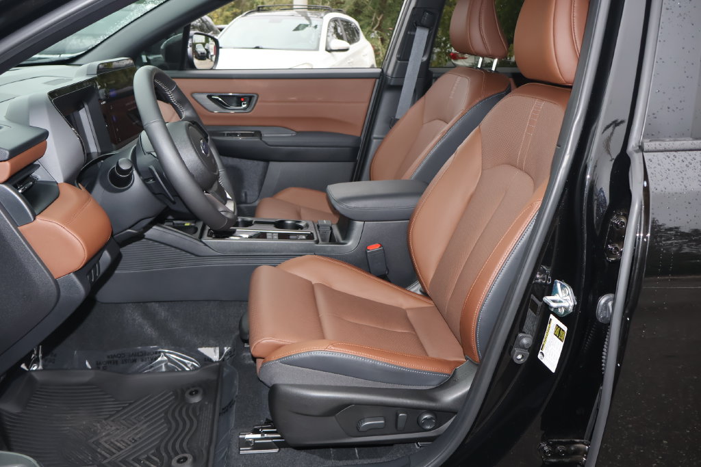 Certified 2026 Subaru Outback Touring AWD/4WD image 13
