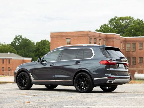 Used 2020 BMW X7 xDrive40i w/ Premium Package AWD/4WD image 11