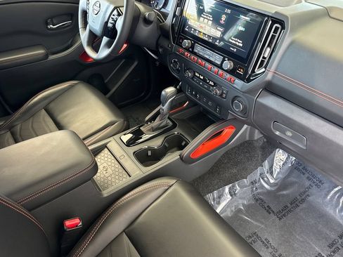 Used 2025 Nissan Frontier PRO-4X w/ Pro Premium Package AWD/4WD image 14