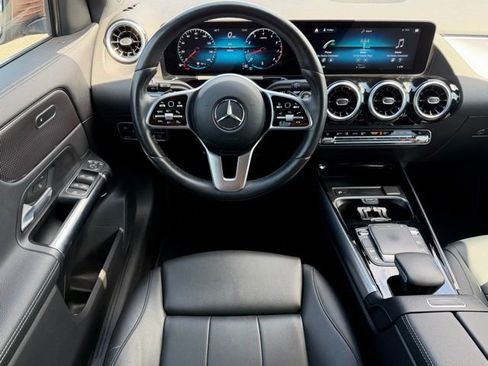 Certified 2022 Mercedes-Benz GLA 250 4MATIC image 12