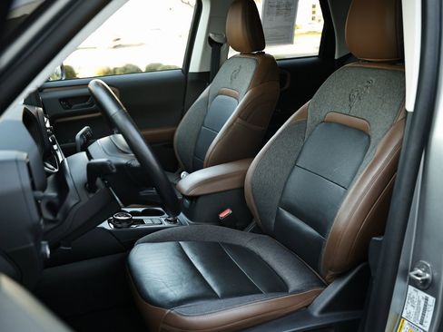 Used 2022 Ford Bronco Sport Outer Banks w/ Tech Package image 22