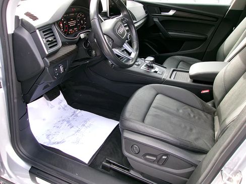 Used 2020 Audi Q5 2.0T Premium Plus AWD/4WD image 18