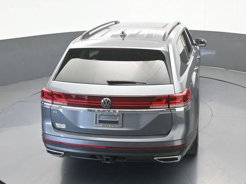 Used 2024 Volkswagen Atlas SE w/ Panoramic Sunroof Package FWD image 51