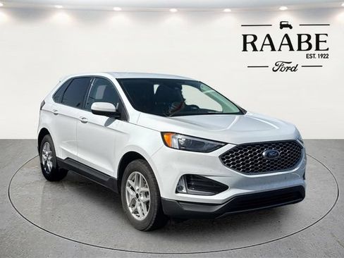 Used 2024 Ford Edge SEL w/ Convenience Package AWD/4WD image 5