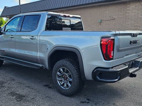 Used 2025 GMC Sierra 1500 AT4X AWD/4WD image 6