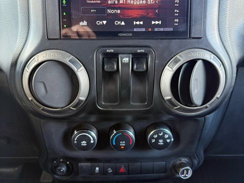 Used 2011 Jeep Wrangler Sport image 17