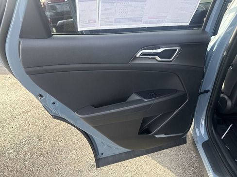 New 2026 Kia Sportage S image 24