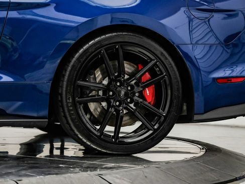 Used 2022 Ford Mustang Shelby GT500 w/ Technology Package image 88