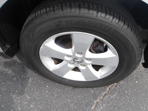 Used 2010 Dodge Journey SXT w/ Flexible Seating Group image 13