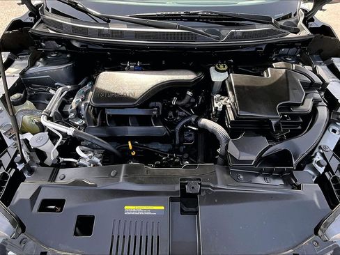 Used 2021 Nissan Rogue Sport S image 9