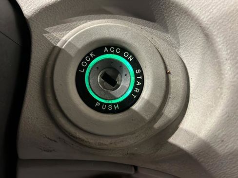 Used 2007 Hyundai Azera GLS image 24