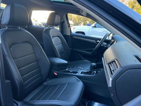 Used 2021 Volkswagen Jetta S image 32