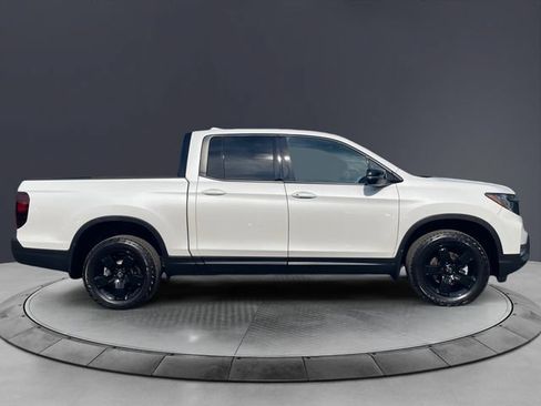 Certified 2024 Honda Ridgeline Black Edition image 6