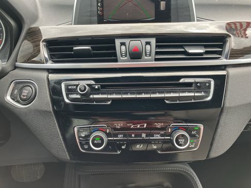 Used 2017 BMW X1 xDrive28i AWD/4WD image 18