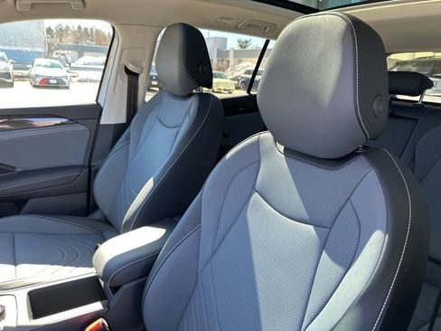 New 2026 Volkswagen Tiguan SE AWD/4WD image 12