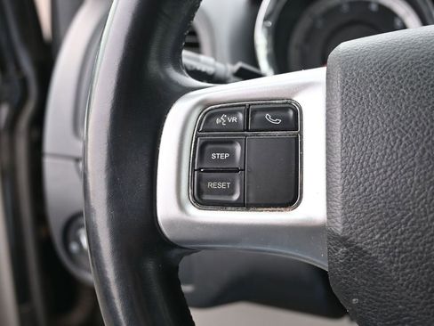 Used 2013 Dodge Grand Caravan SE image 15