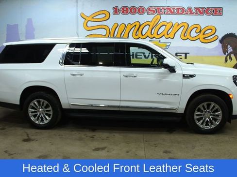 Used 2023 GMC Yukon XL SLT w/ SLT Luxury Package AWD/4WD image 1