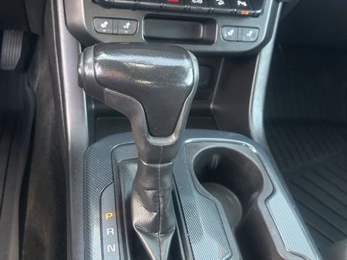 Used 2019 Chevrolet Colorado Z71 image 17