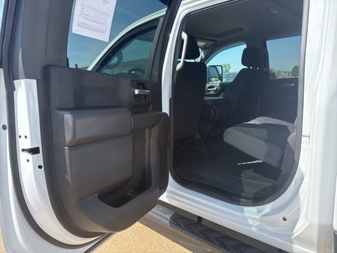 Used 2024 Chevrolet Silverado 2500 Custom w/ Custom Value Package AWD/4WD image 18