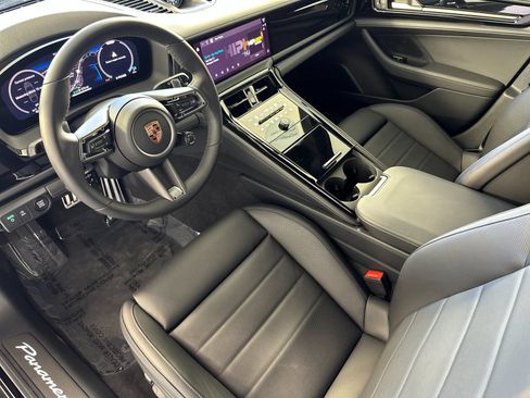 New 2026 Porsche Panamera 4S AWD/4WD image 4