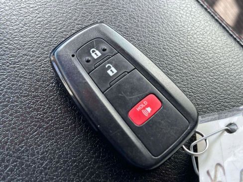 Used 2023 Toyota 4Runner TRD Off-Road AWD/4WD image 4