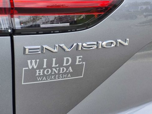Used 2021 Buick Envision Essence w/ Sport Touring Package FWD image 11