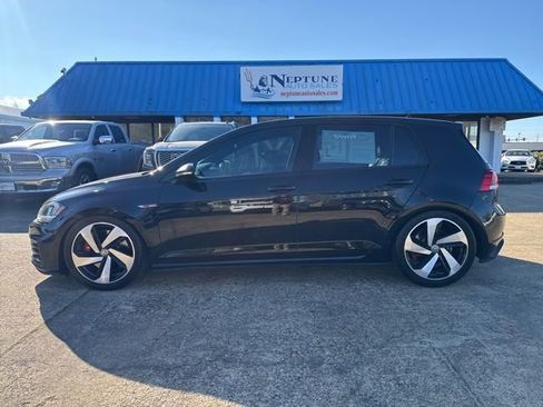 Used 2020 Volkswagen GTI SE image 8