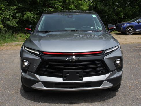 Used 2024 Chevrolet Blazer LT w/ Redline Edition AWD/4WD image 2
