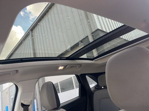 Used 2022 Ford Escape SE w/ Convenience Package image 19