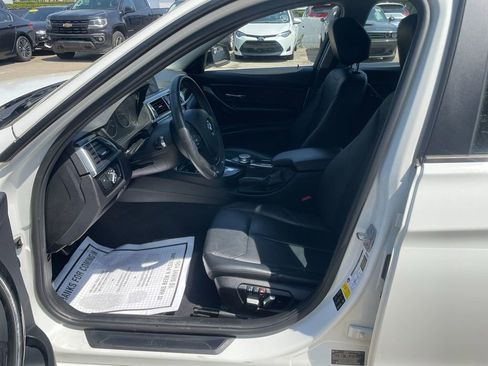Used 2018 BMW 320i xDrive Sedan AWD/4WD image 12