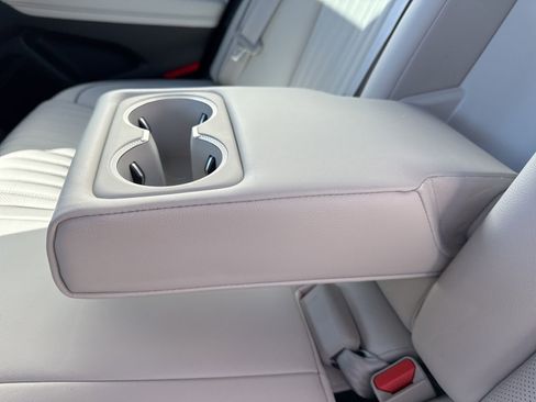 Used 2025 Genesis G70 2.5T w/ Sport Prestige Package image 14