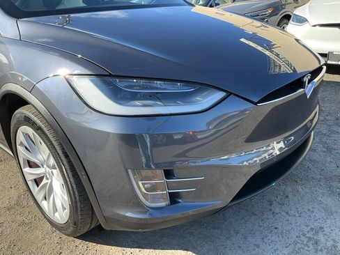 Used 2019 Tesla Model X Performance image 71