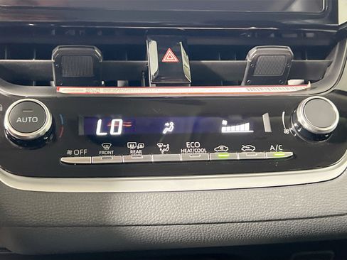 Used 2026 Toyota Corolla LE FWD image 25
