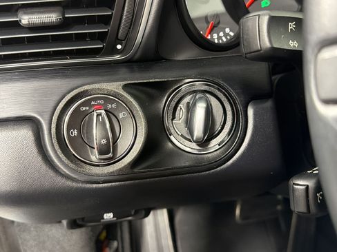 Certified 2015 Porsche 911 Carrera S image 19