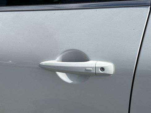 New 2026 Nissan Pathfinder Platinum FWD image 28