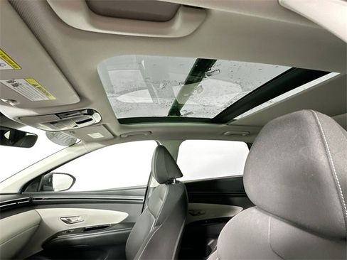 Used 2022 Hyundai Tucson SEL image 19