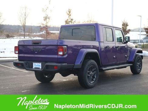 New 2026 Jeep Gladiator Sport AWD/4WD image 4