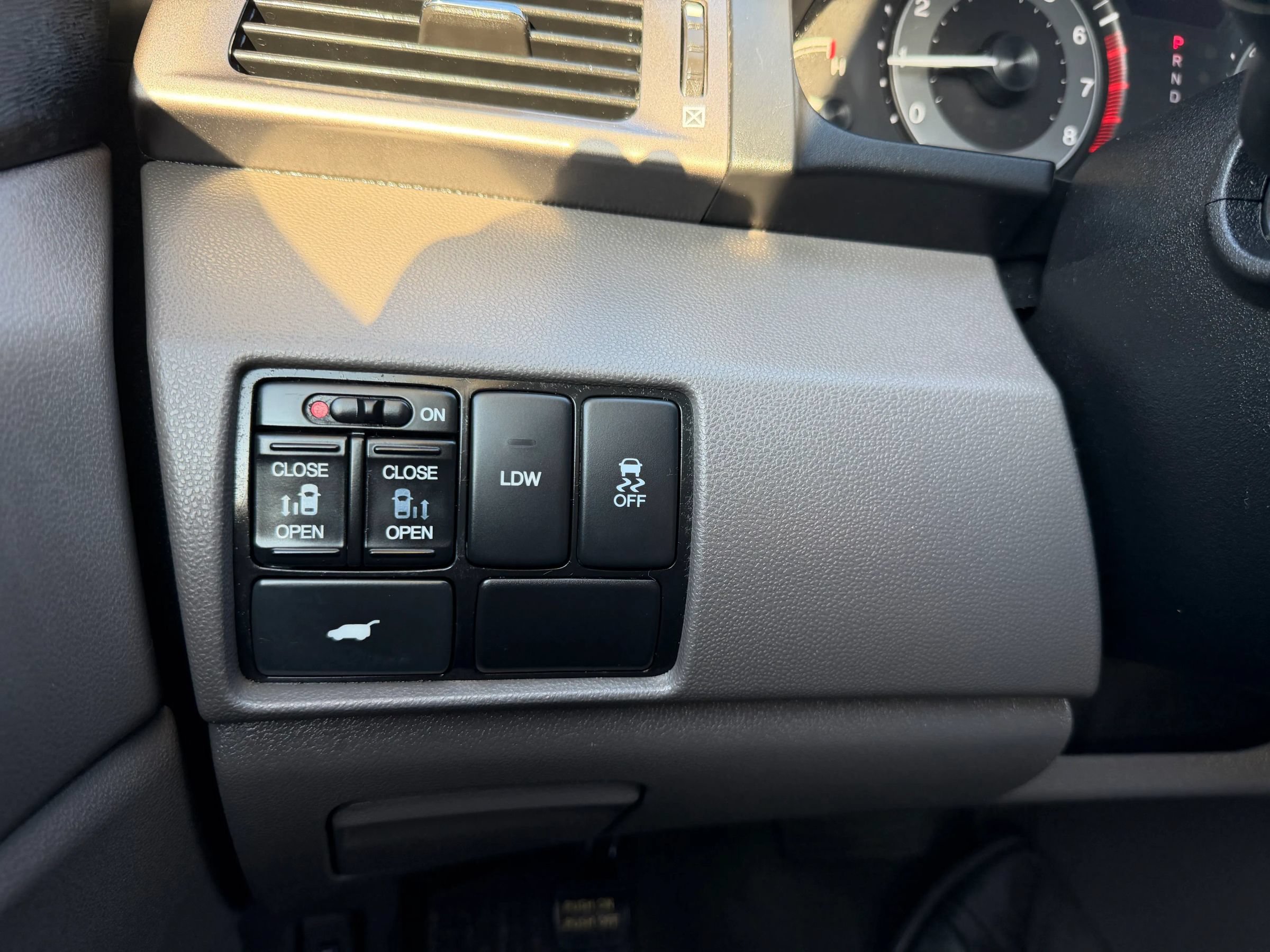 Used 2016 Honda Odyssey EX-L image 17