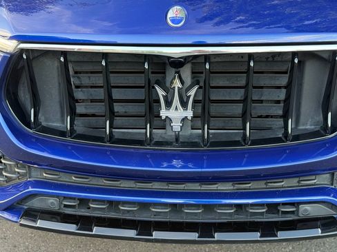 Used 2017 Maserati Levante S AWD/4WD image 57