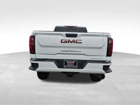 Used 2025 GMC Sierra 3500 Denali w/ Denali Reserve Package AWD/4WD image 7