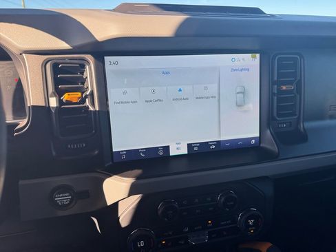 Used 2023 Ford Bronco Badlands image 39