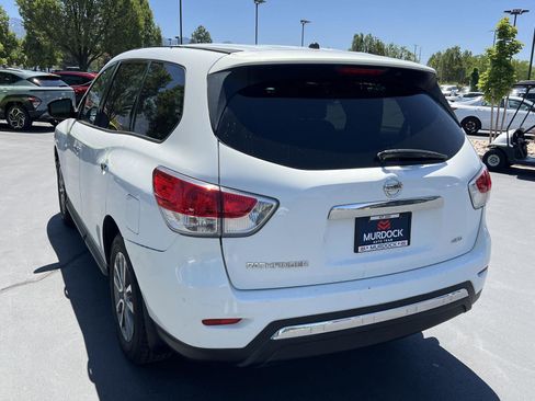 Used 2013 Nissan Pathfinder S AWD/4WD image 10