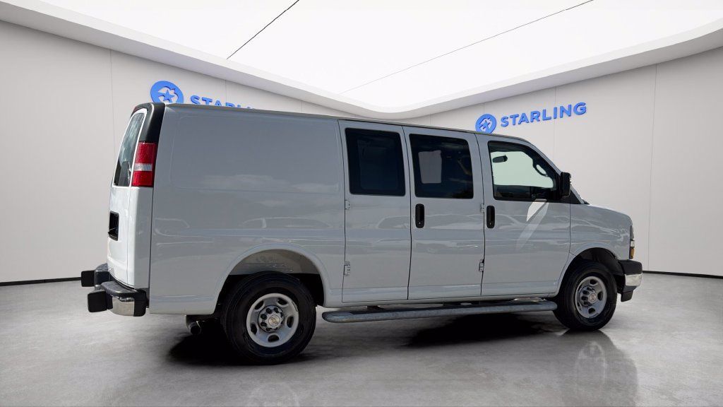Used 2025 Chevrolet Express 2500 w/ Driver Convenience Package RWD image 23