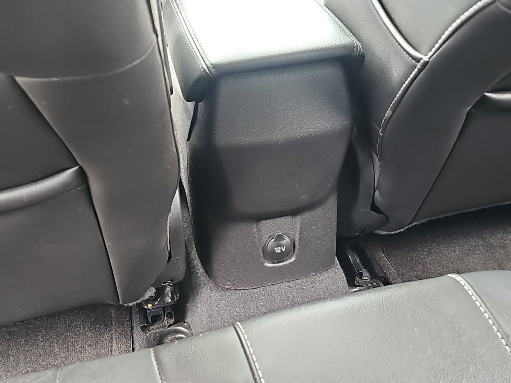 Used 2014 Ford Focus Titanium FWD image 34