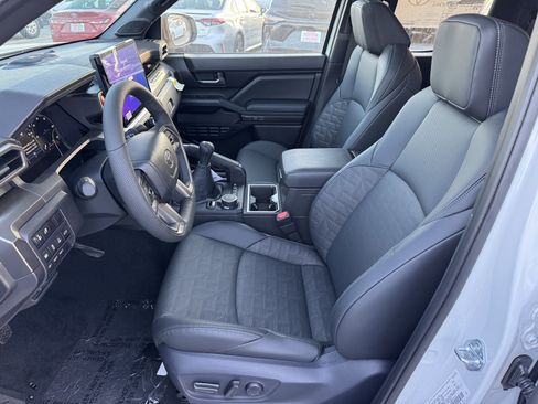 New 2026 Toyota Tacoma TRD Off-Road image 2