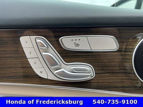 Used 2021 Mercedes-Benz GLC 300 image 25