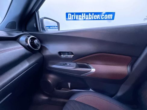 Used 2021 Nissan Kicks SR image 34