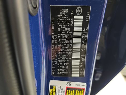 Used 2025 Toyota Camry XLE image 36